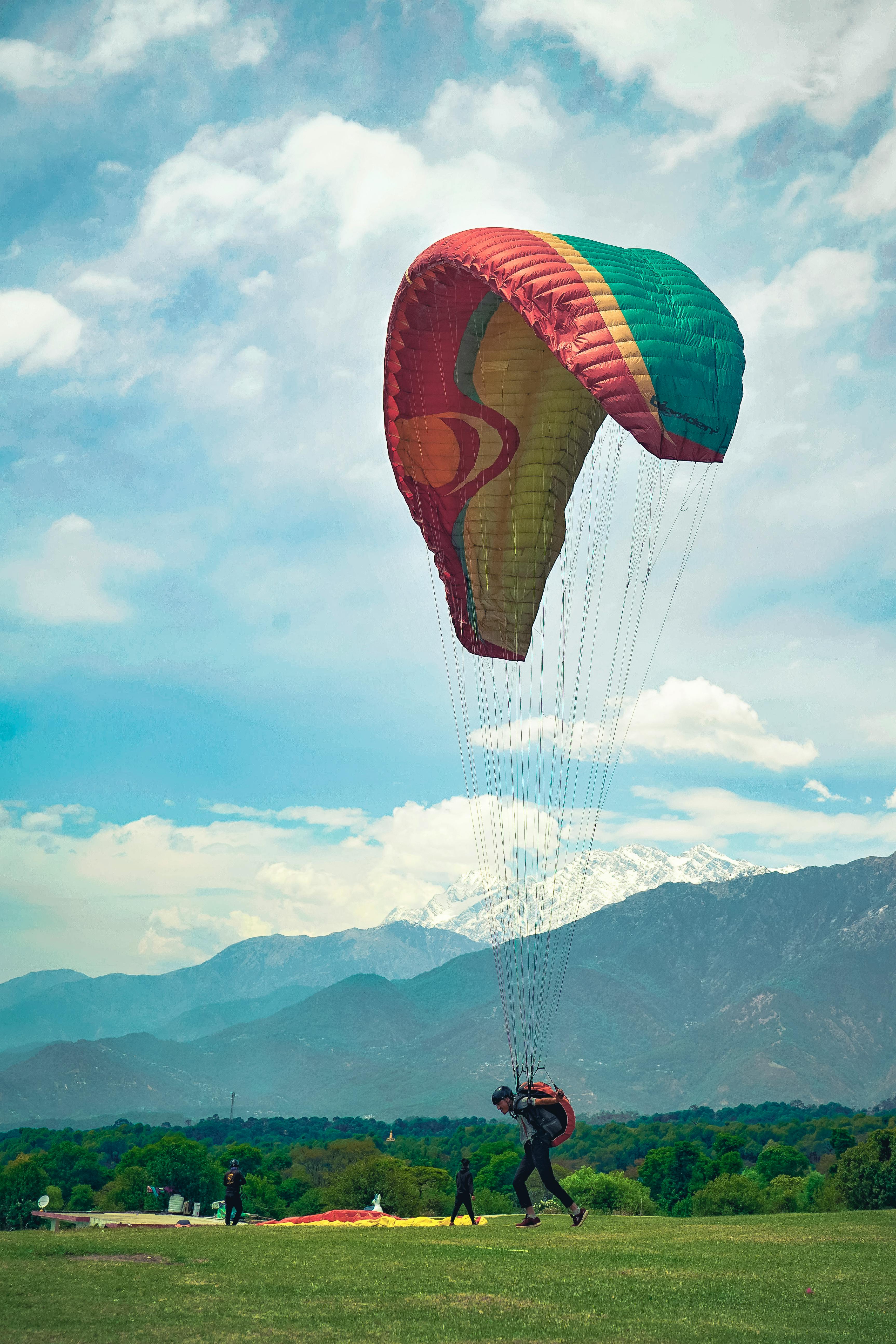 Learn Paragliding Learn Paragliding in Bir Billing - Learn paragliding in Bir Billing with certified instructors ...